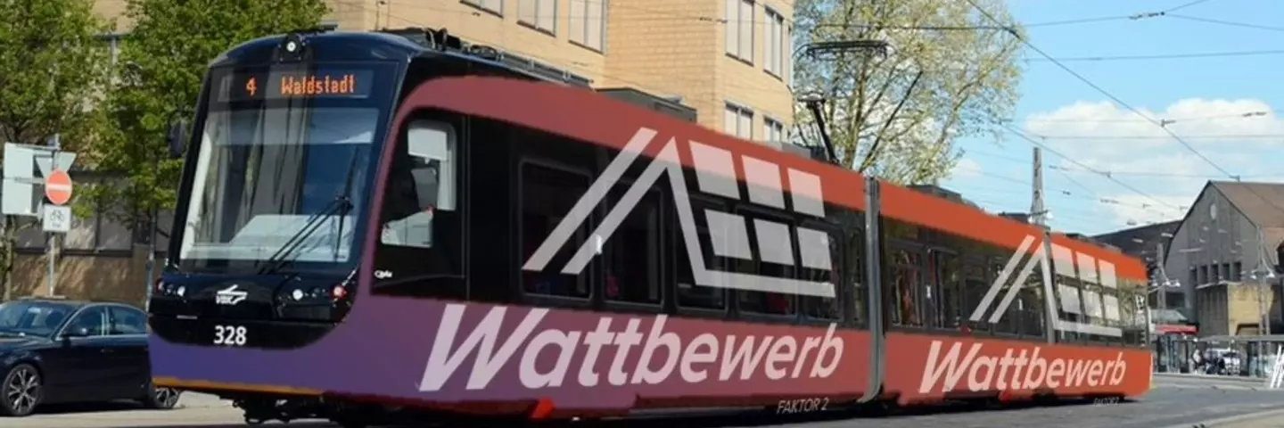 Tram in Karlsruhe bewirbt den Wattbewerb 