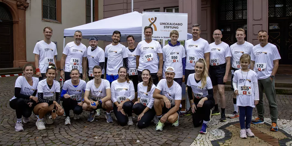 Das Africa-Runners-Team beim Turmberglauf 2024 in Durlach.
