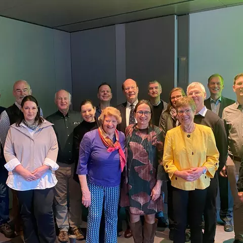 Die Delegierten der ESCOP zu Besuch bei der Schwabe-Gruppe