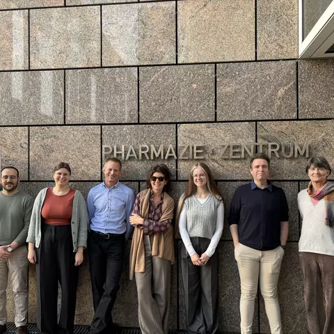Forscherteams stehen der Universität Wien